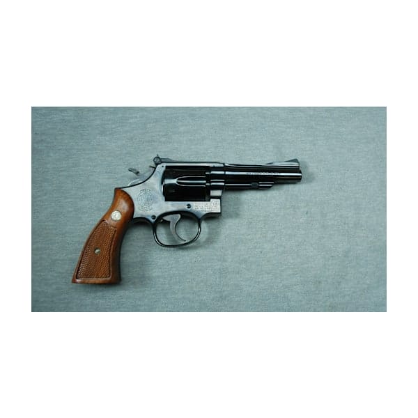 Smith &Wesson ~ 18-3 ~ .22 Long Rifle
